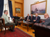 The Chief of HNDGS meets the organisers of DEFEA